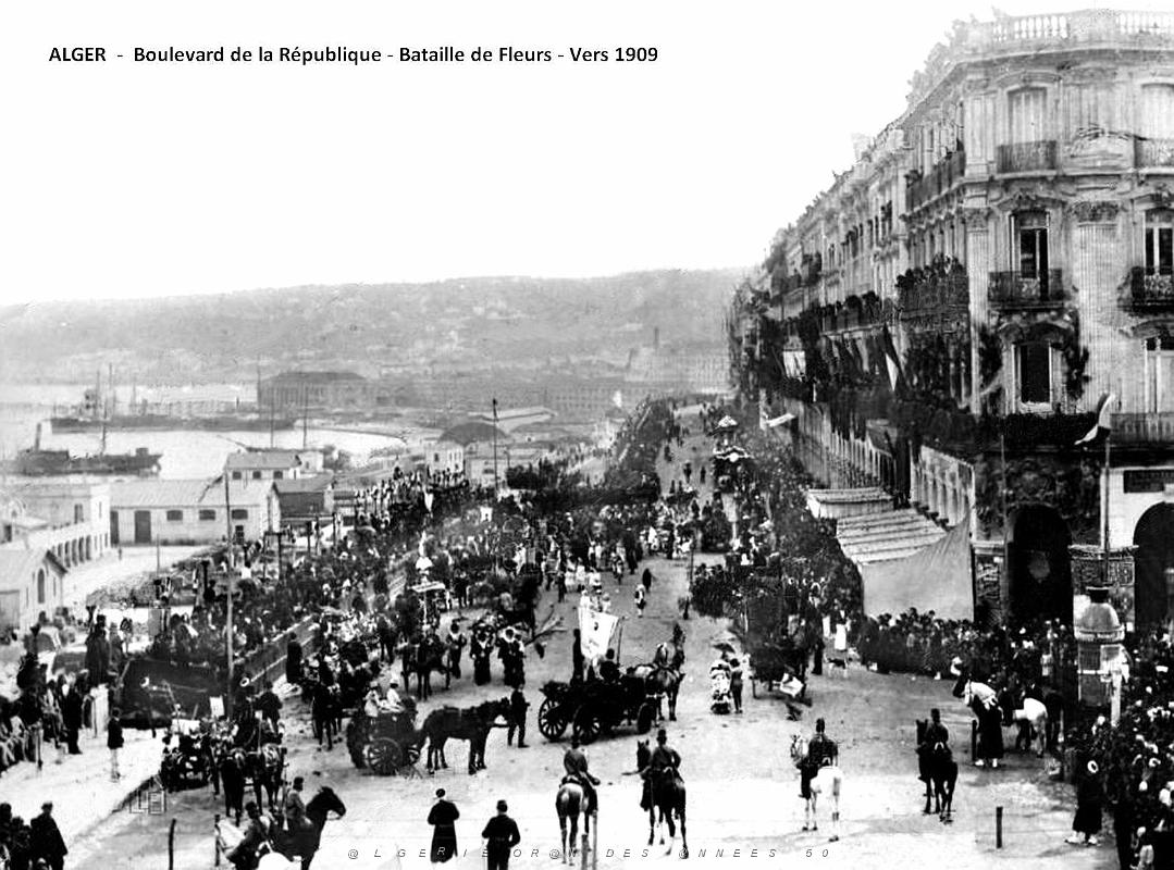 ALGER - BATAILLE DE FLEURS - 1909.jpg
